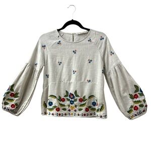 🌺. Zara Beautiful Gray Embroidered Floral Soft Cotton Top Women’s Size XS